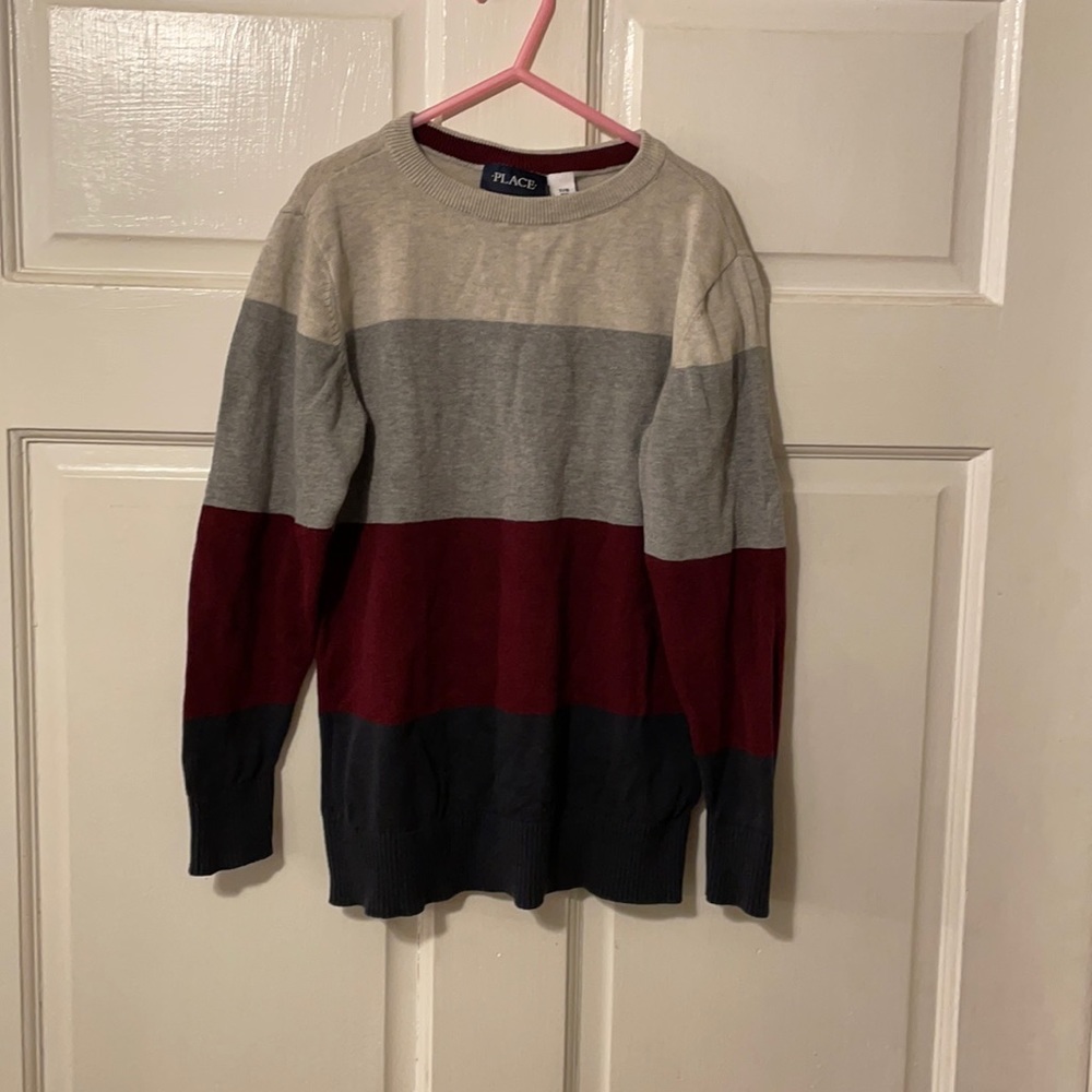 LIKE NEW, boy’s light sweater, size 7/8